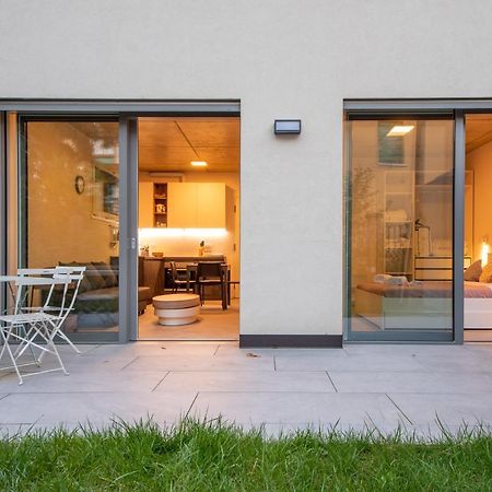 Housmart Toscana 53 Black Bologna Exterior foto